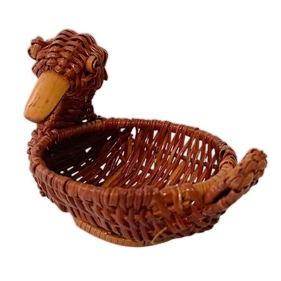 MINI Duck Shaped Wicker Basket Woven Rattan Vintage MCM Brown Wooden Beak Boho. - Picture 9 of 16